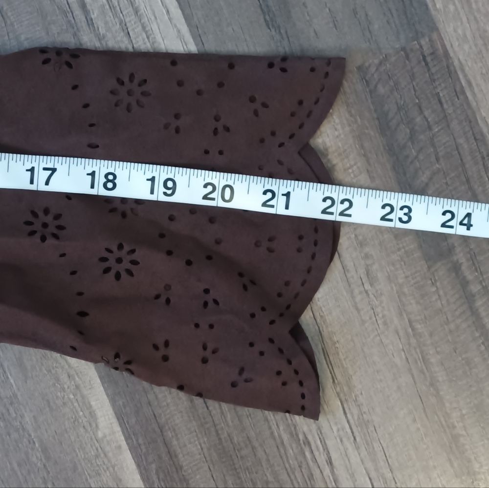 𝗬𝟮𝗞 𝑻𝒉𝒆 𝑳𝒊𝒎𝒊𝒕𝒆𝒅 𝑭𝒂𝒖𝒙 𝑺𝒖𝒆𝒅𝒆 𝑩𝒆𝒍𝒍 𝑱𝒂𝒄𝒌𝒆𝒕 - Picture 9 of 12